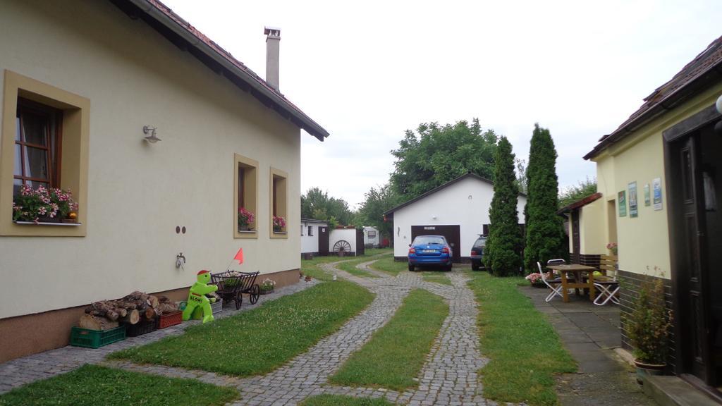 Pension Camp Prager Екстериор снимка